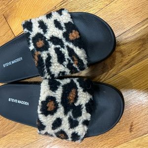 Steve madden slides